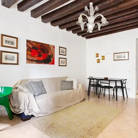 아파트 Riva Di Biasio Lovely Flat
